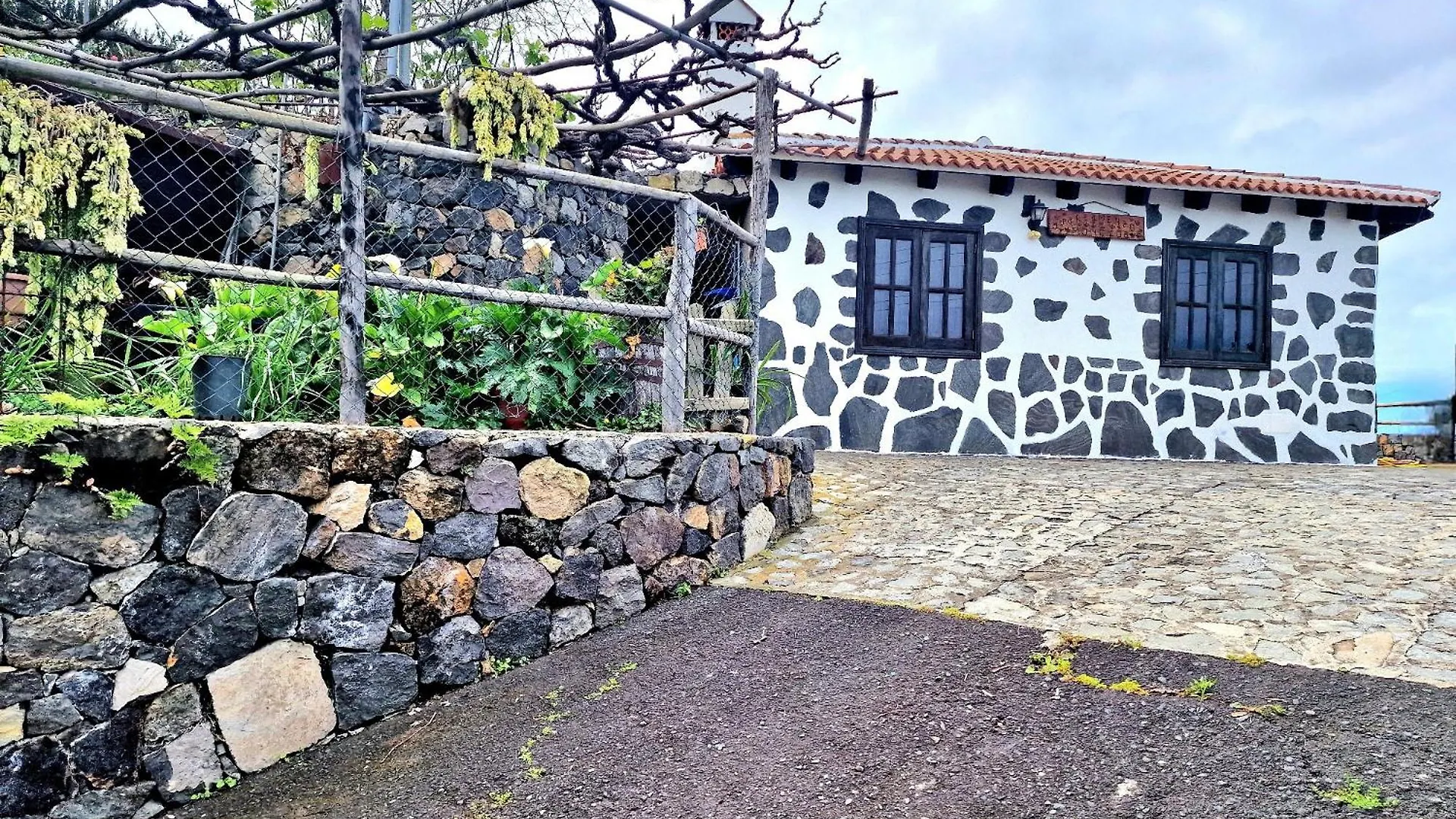 בית נופש Casa Rural Teide In Icod De Los Vinos By Hrtenerife Net